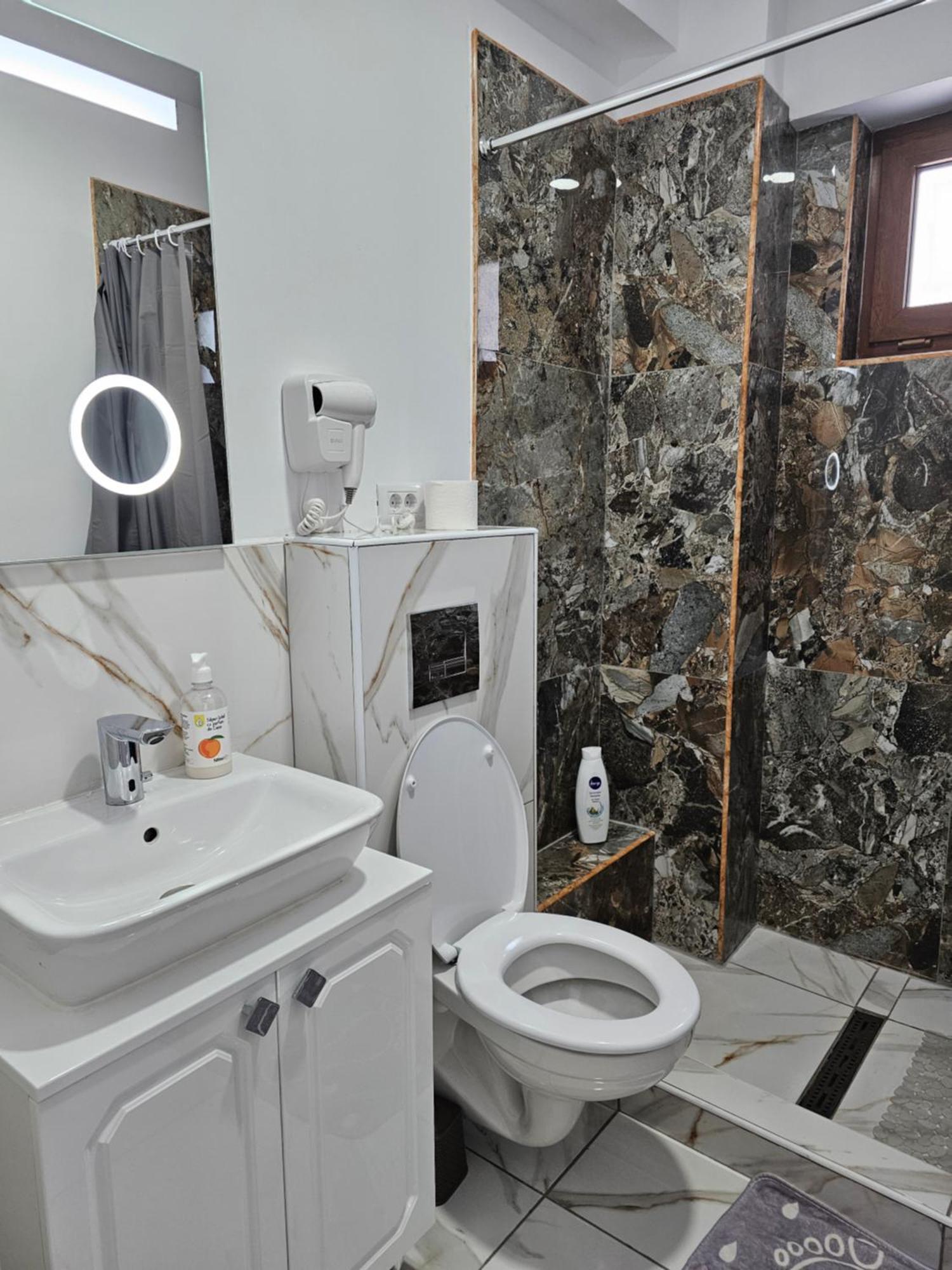 Didi Apartament Craiova Pokoj fotografie