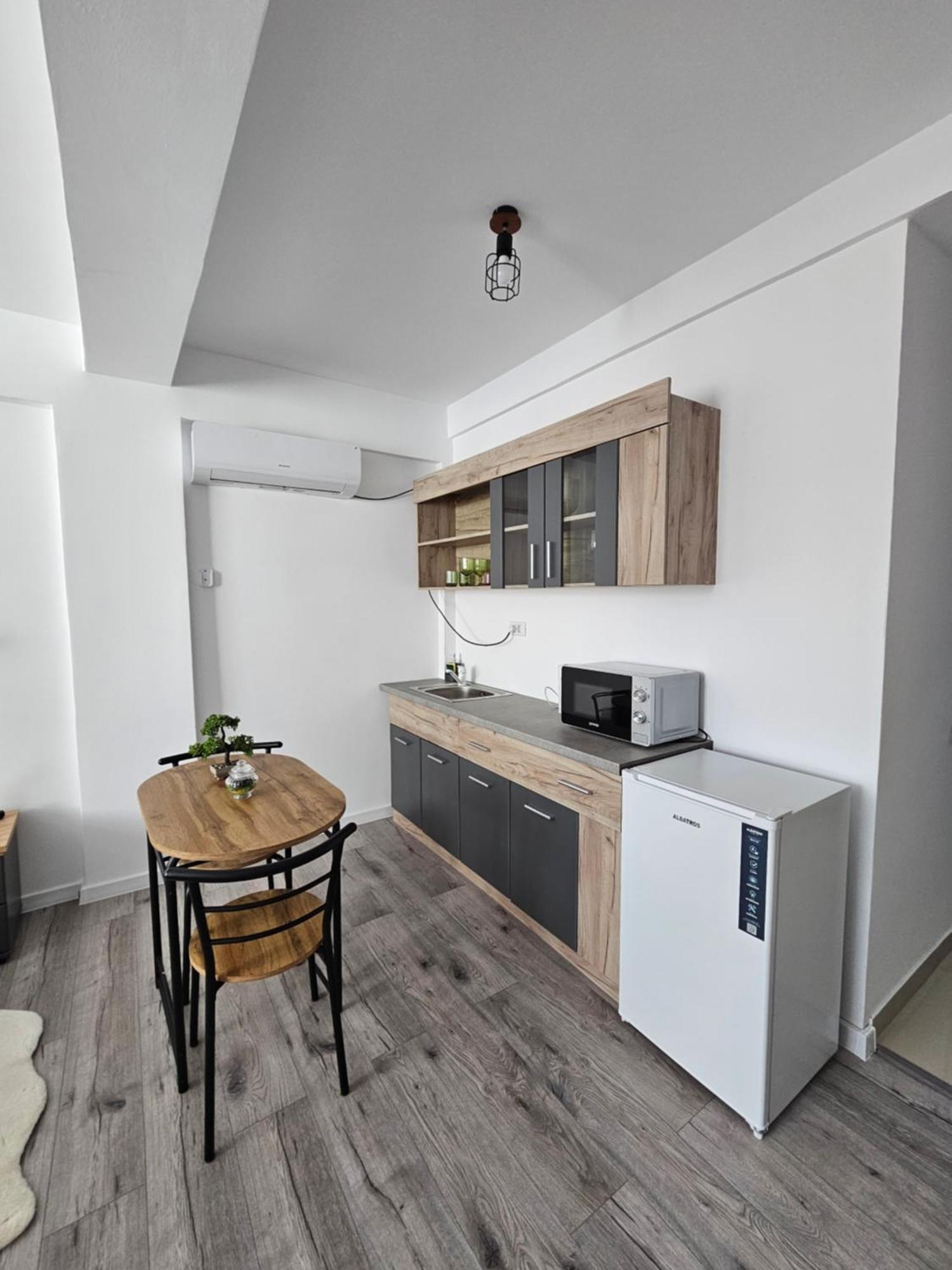 Didi Apartament Craiova Exteriér fotografie